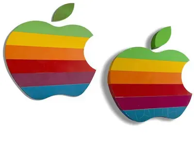 apple-logo-auction.webp